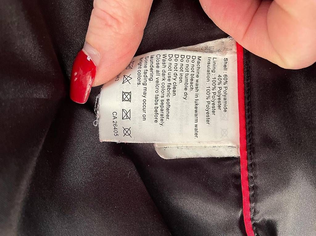 Giacche: Helly Hansen Winterjacke Damen, XL – Usato da Ellikon a d Thur venduto da Bambi16 1
