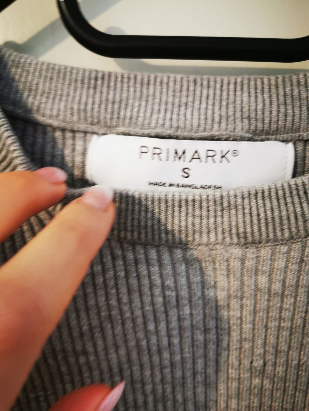Maglioni & Felpe: Grauer Strickpullover von Primark, Grösse S, Top Zustand! – Nuovo (secondo la descrizione) da Balsthal venduto da Leila_Luna 1