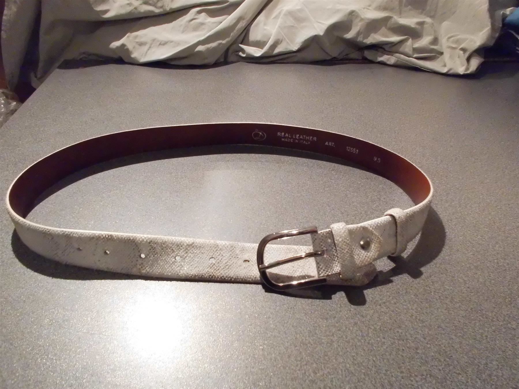 Gürtel: Gürtel weiss/silbrig, Real Leather, Made – Gebraucht aus Zürich von abraxas1291