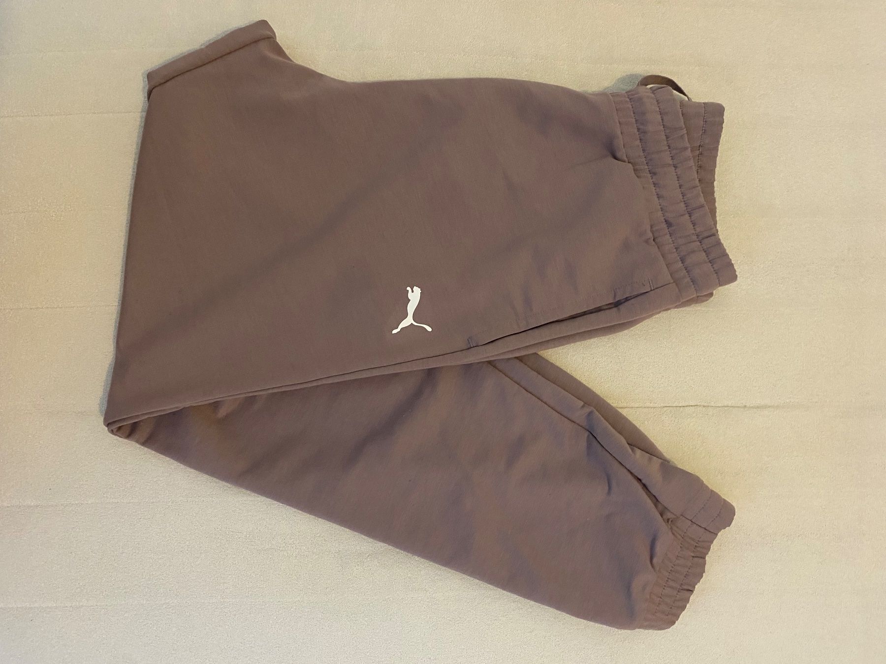 Puma Pantaloni: Jogging fille PUMA – Usato da Basel venduto da OK2010 2