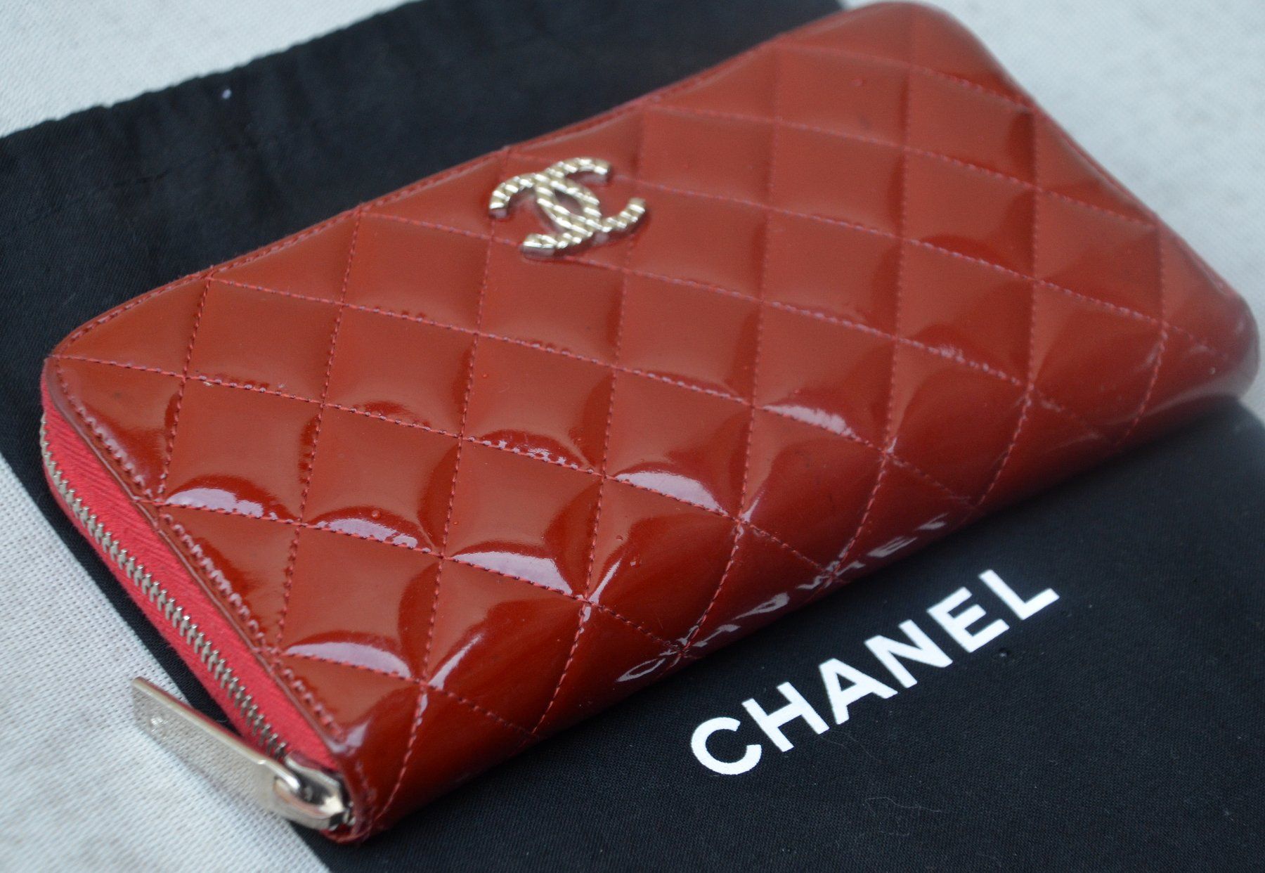 Chanel Portamonete: Chanel Portefeuille Wallet – Usato da Collonges venduto da Auganien 2