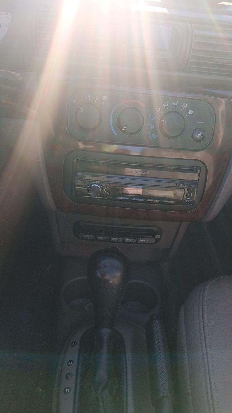 Chrysler Autos: CHRYSLER Sebring 2.7 Cabrio – Gebraucht aus Rebstein von TonyRasta-Autohandel 7