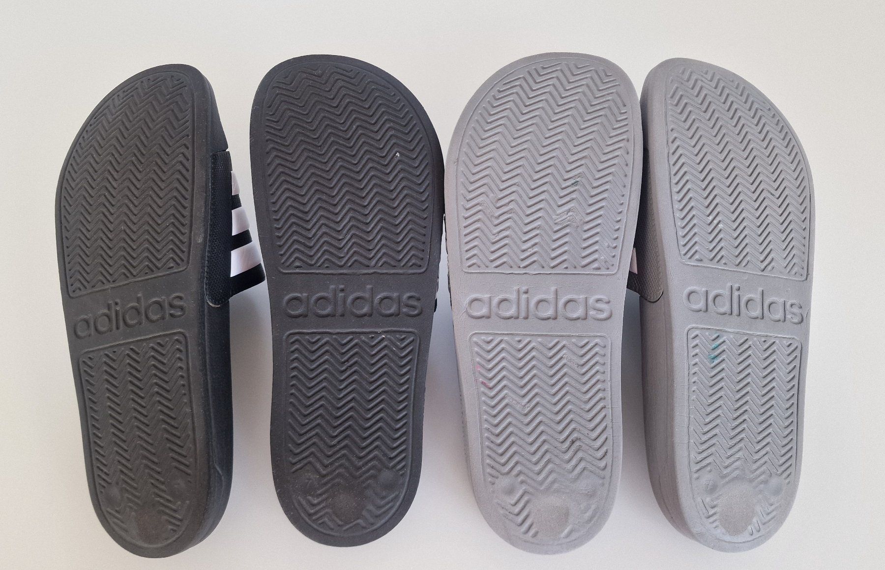 Herrenschuhe: 2x ADILETTE von Adidas Gr.40.5/7 – Gebraucht aus Meggen von Lunime 1
