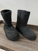Schwarze Emu Winterstiefel Gr. 38