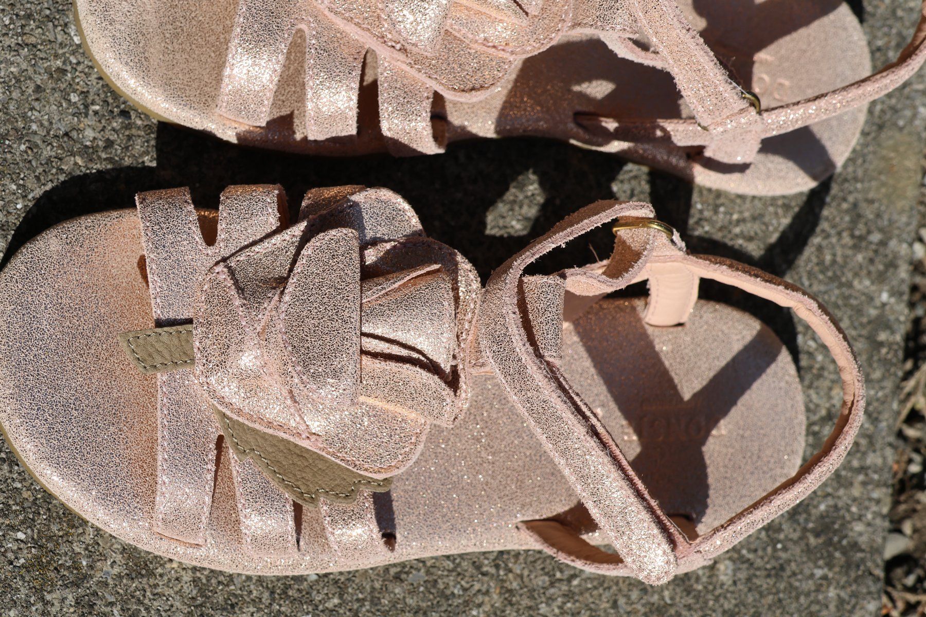 Chaussures filles: Mädchen Donsje Sandalen 33 – D'occasion à Balzers par MinimenschMia 2