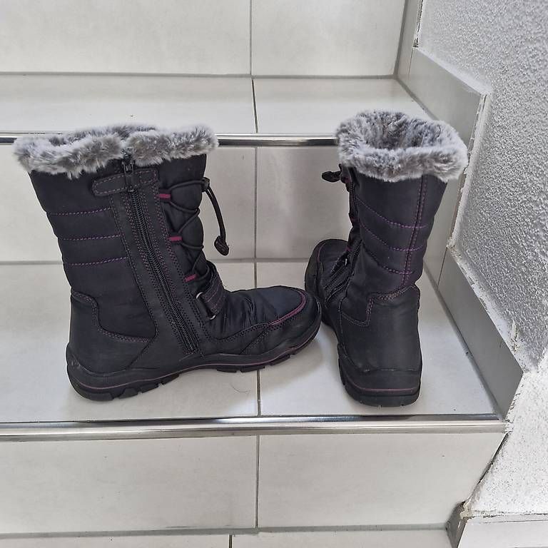 Damenschuhe: Winterstiefel mit Fell  Gr. 37. – Gebraucht aus Brüttelen von Anastasius74 2