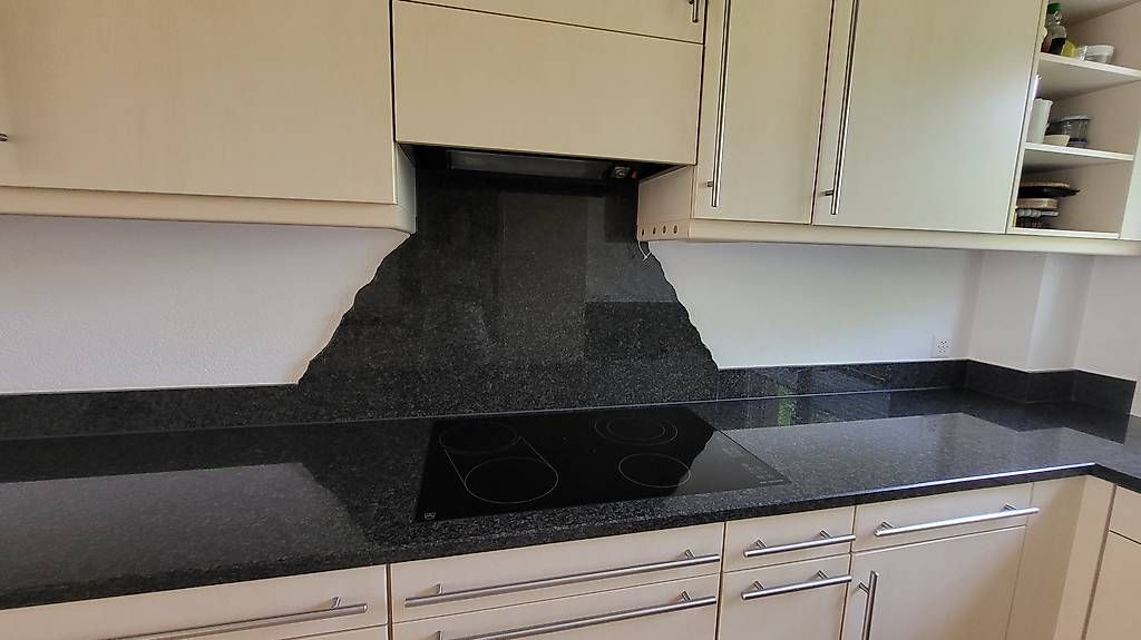 Cucine complete: Küche sehr gut erhalten – Usato da Unterägeri venduto da Gako 3