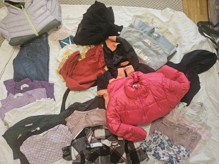 Lot vêtements fille - 122-128
