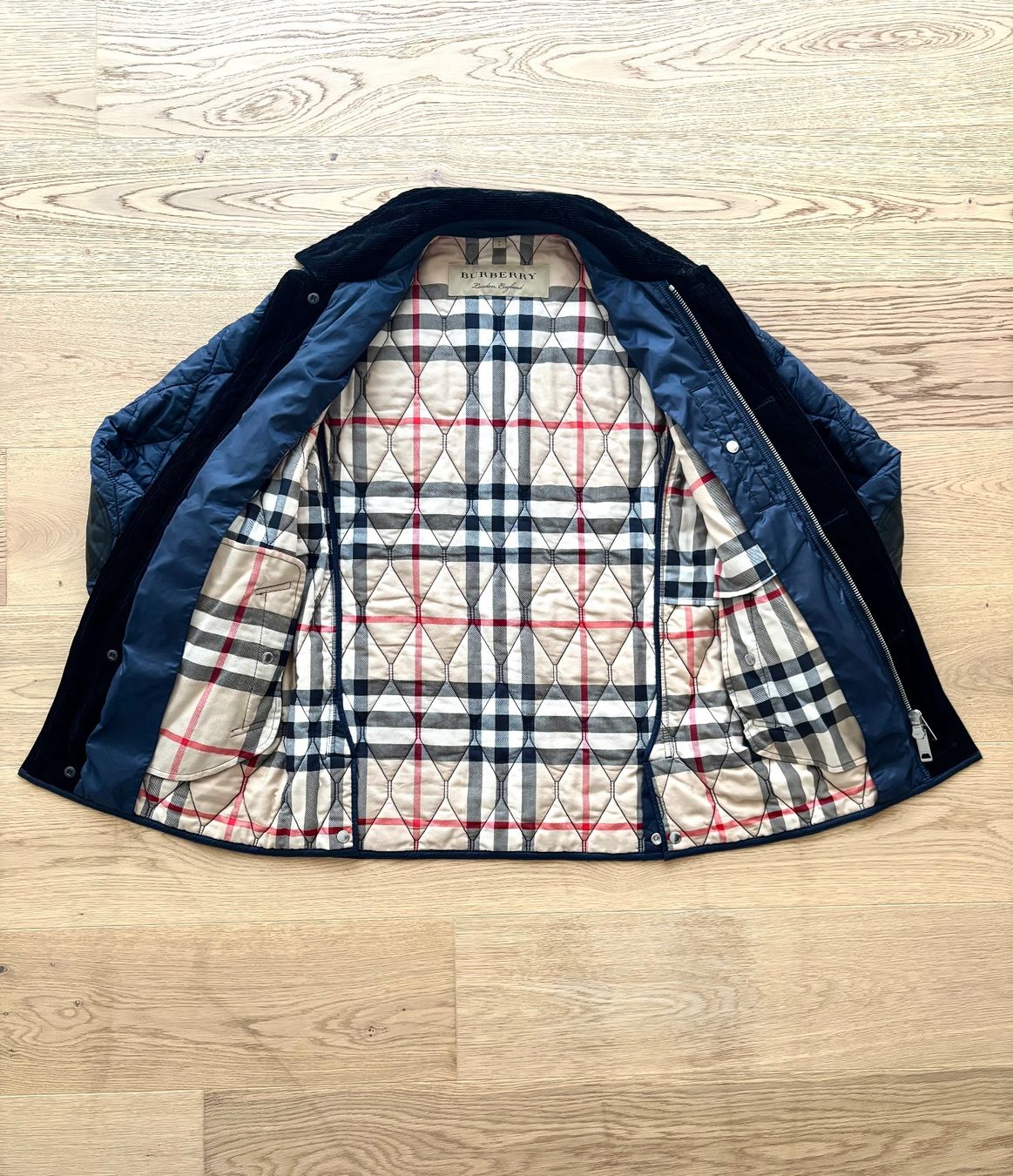Burberry Giacche: LUXUS Burberry Quilted Jacket AB 1.- !!! – Usato da Beckenried venduto da M.C.W. 3