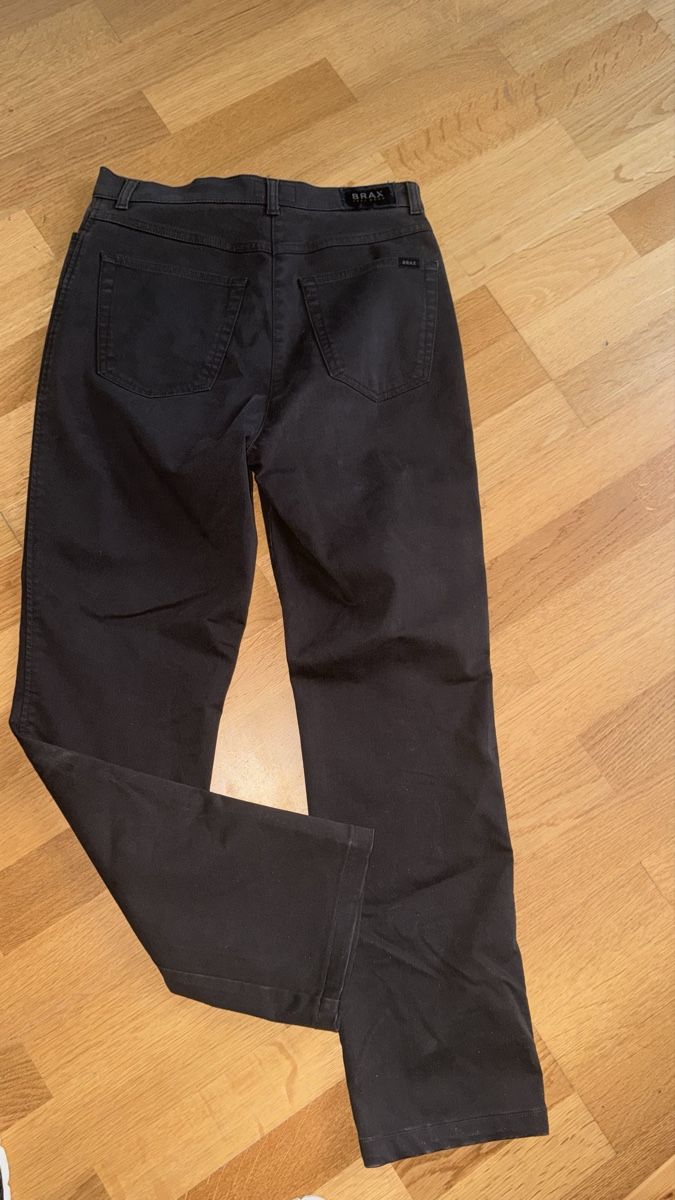 Brax Jeans: Hose von Brax, 38, Armygrün – Usato da Gümligen venduto da morticiaaddams 2