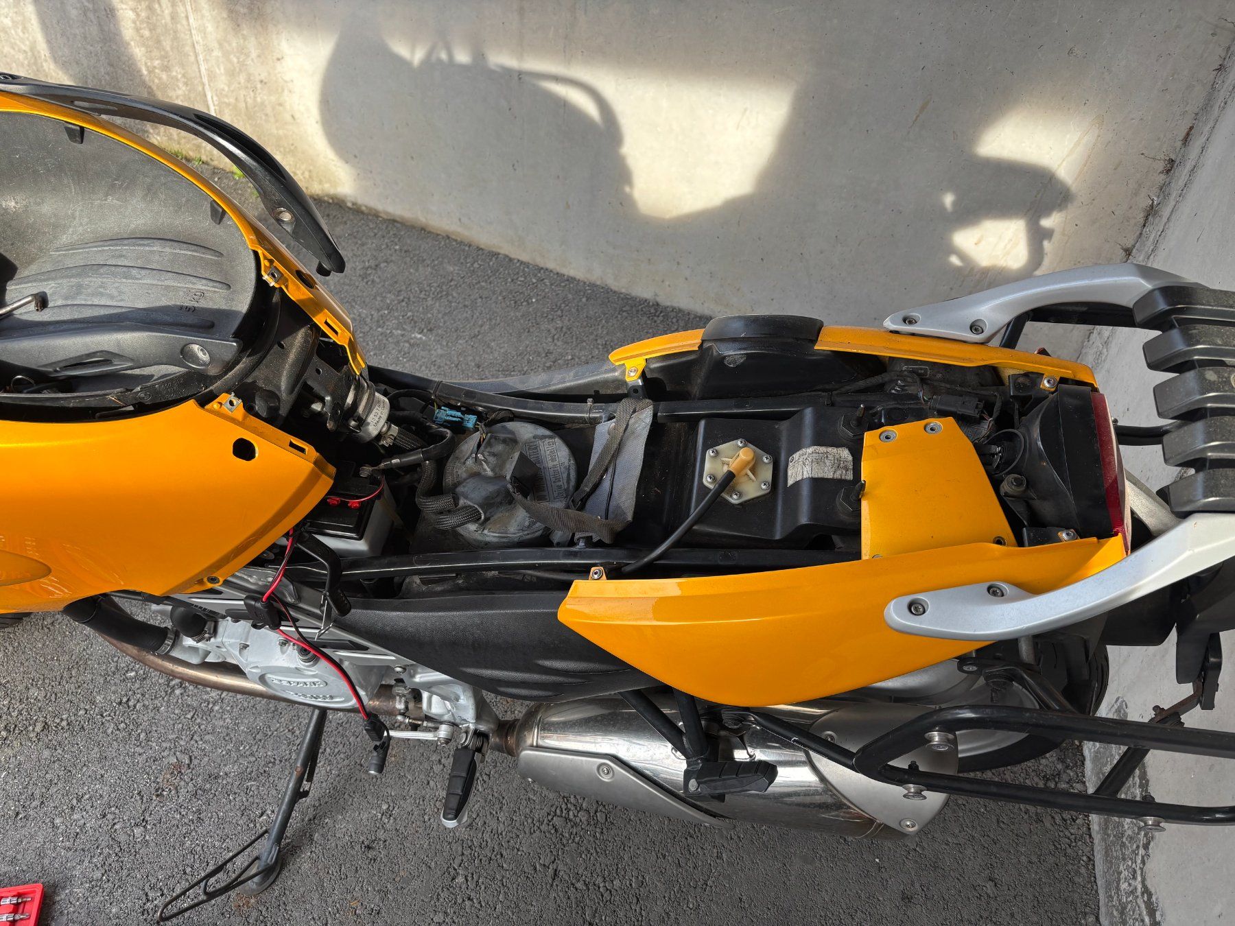 BMW Strada: Motorrad BMW F650 CS Scarver – Usato da Luzern venduto da lu100019 2