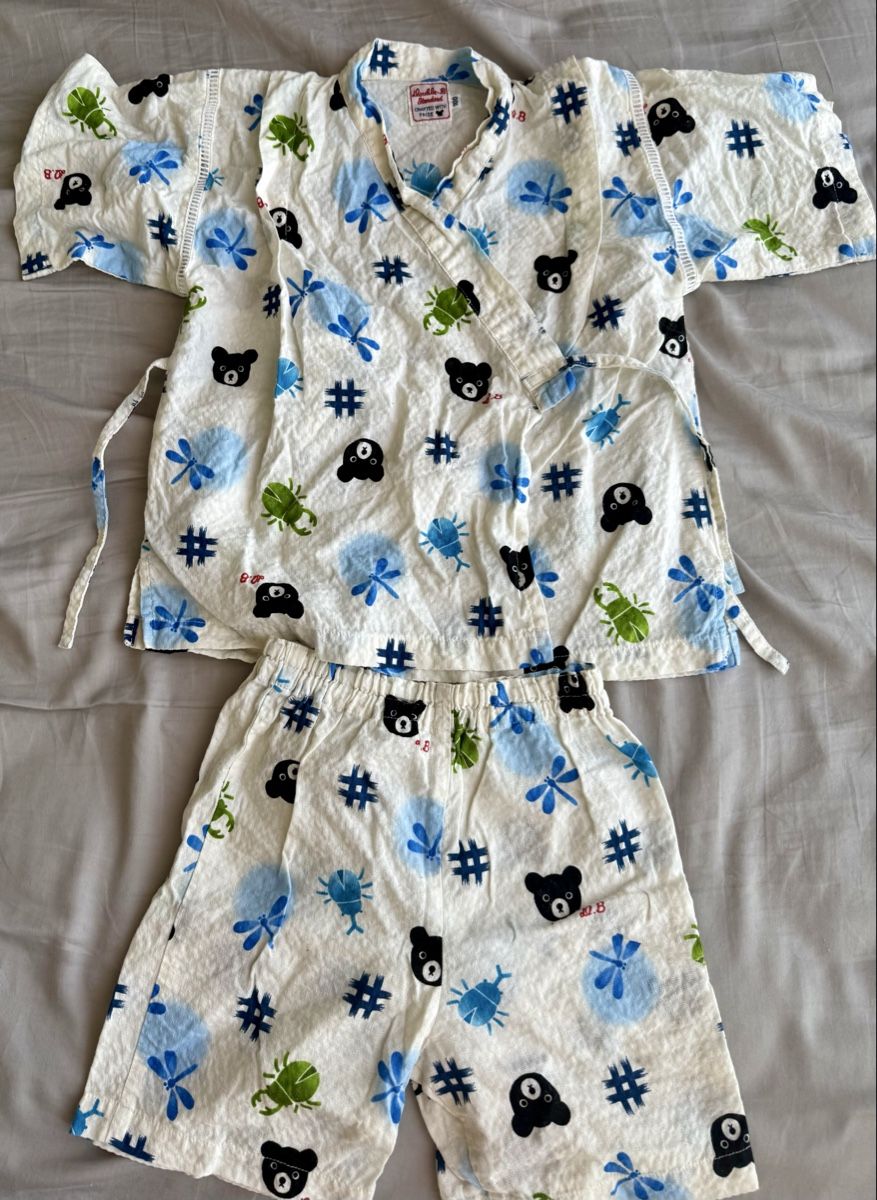 Arte internazionale: Japanischer Kinder Kimono 98 – Usato da Allschwil venduto da Artur15