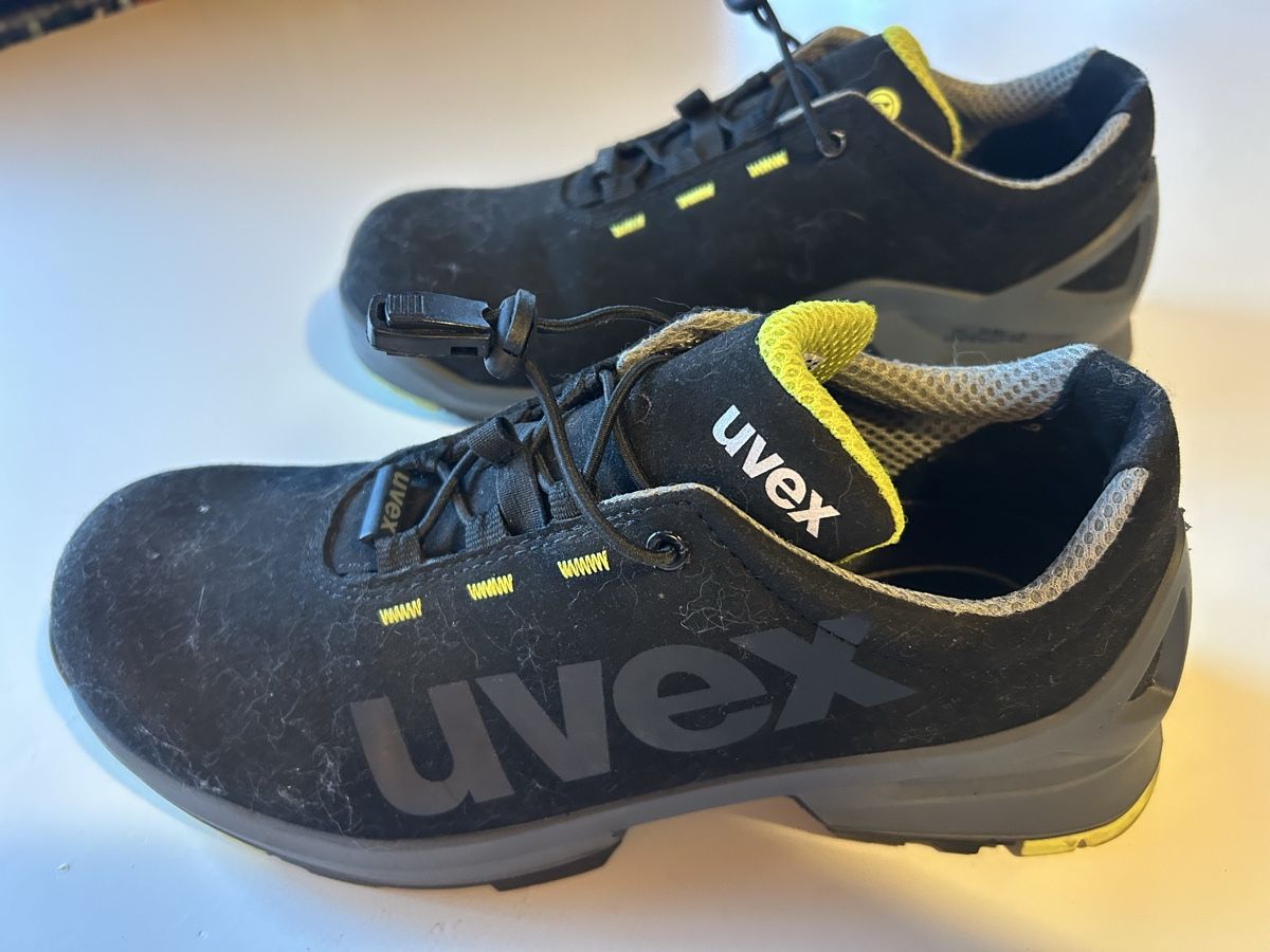 Uvex Scarpe da uomo: Arbeitsschuhe – Nuovo (secondo la descrizione) da Rickenbach LU venduto da Brutus05
