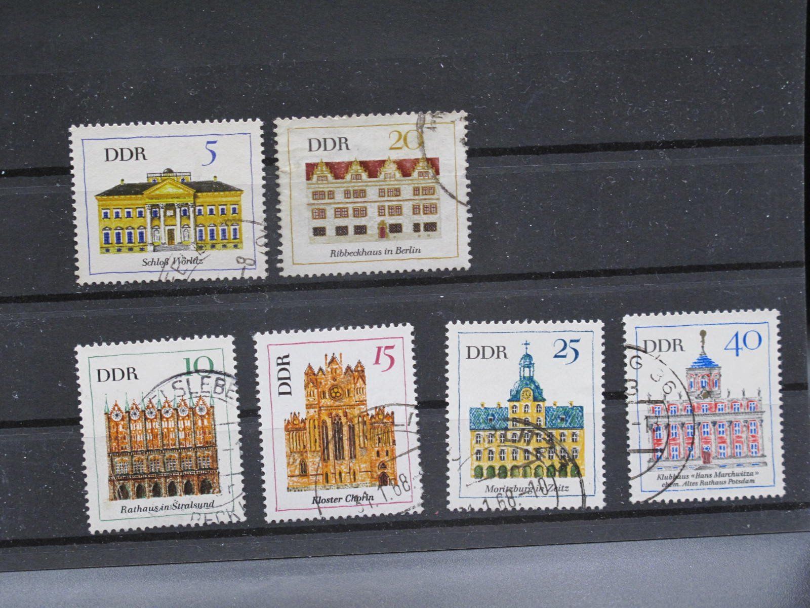 Tutti i francobolli: DDR 1967 Bauwerke I gest. – Usato da Wil SG venduto da fva01