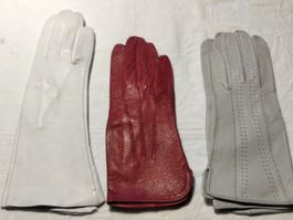 Drei Paar Damen Lederhandschuhe in Weiss Rot und Grau