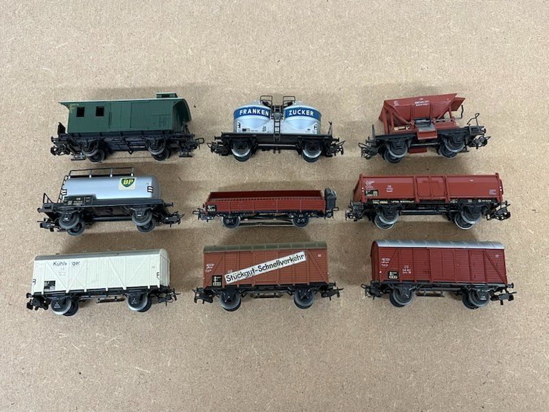 Märklin Modellini di ferrovie: Märklin Güterwagen Konvolut 2 – Usato da Büsserach venduto da ModellbahnDepot
