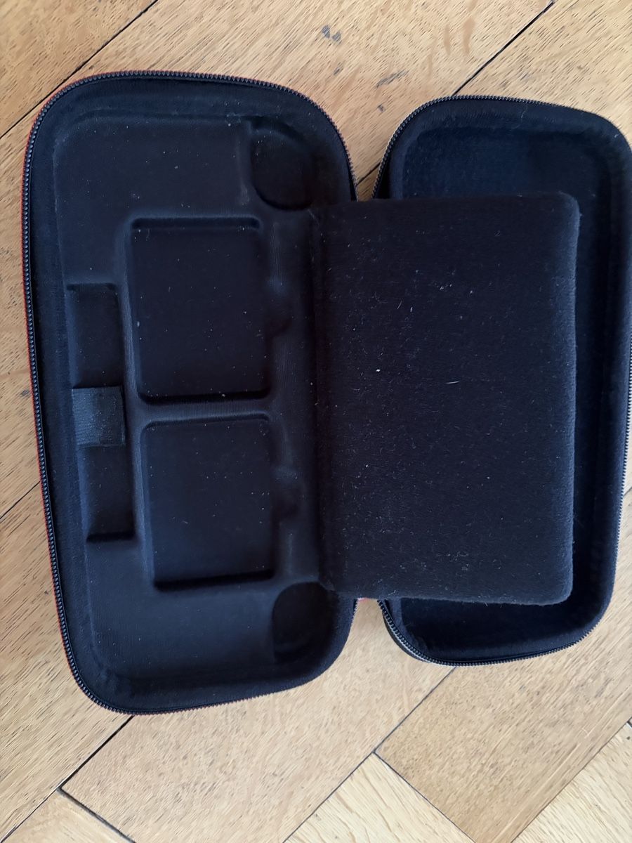 Nintendo Konsolen: Nintendo Switch Konsole mit Spielen und Zubehör – Gebraucht aus Muttenz von cho_xj52 3