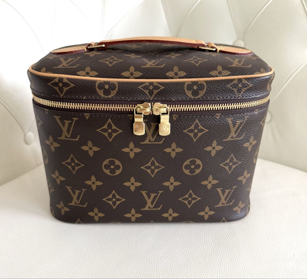 Louis Vuitton Taschen: Louis Vuitton Nice BB in Monogram Canvas – Neu (gemäss Beschreibung) aus Zürich von Luxurystyleschweiz