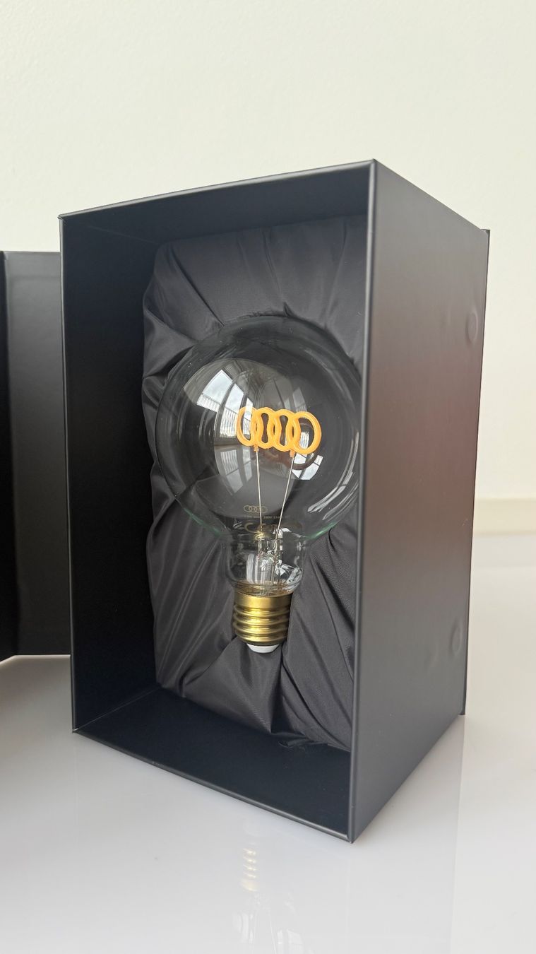 Lampes: Lampe mit Audi-Logo – Neuf (Voir description) à Jonen par BMWE369 1