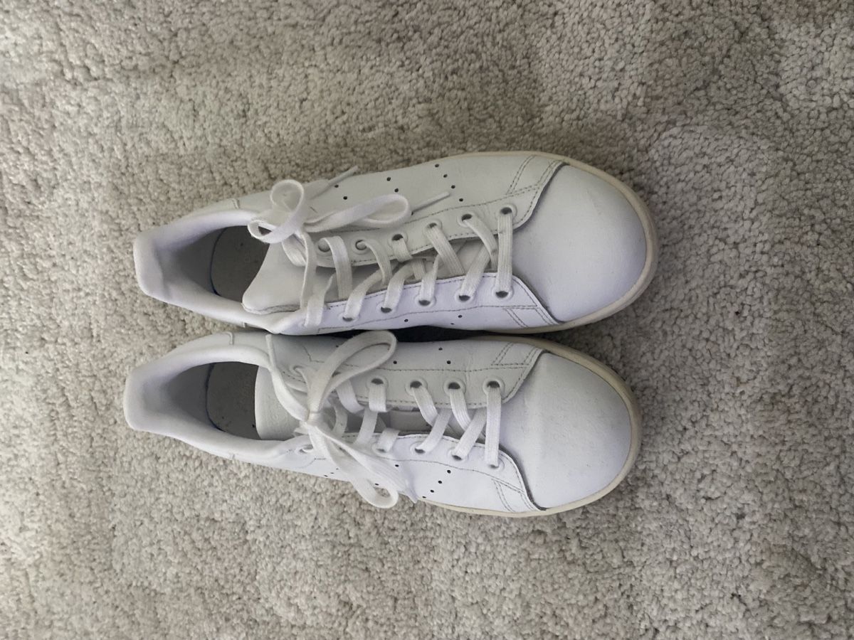 Adidas Scarpe da donna: Weisse Adidas Stan Smith Sneaker – Usato da Rüti ZH venduto da NMXS