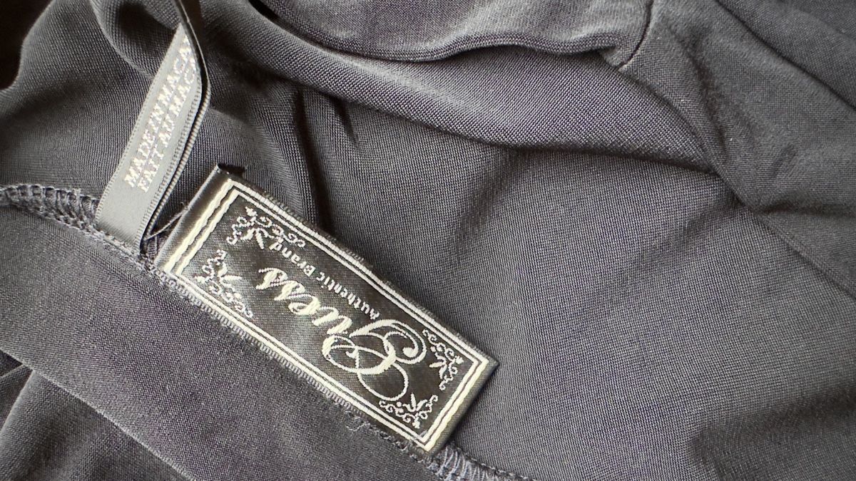Guess Camicette: Bluse von Quess – Nuovo (secondo la descrizione) da Adliswil venduto da RicPro 3