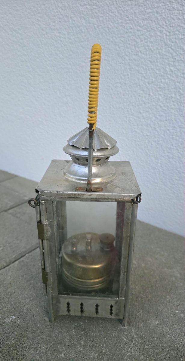 Lampade: SBB-Karbidlaterne, Zugbegleiterlampe – Usato da Mumpf venduto da Spannset 2