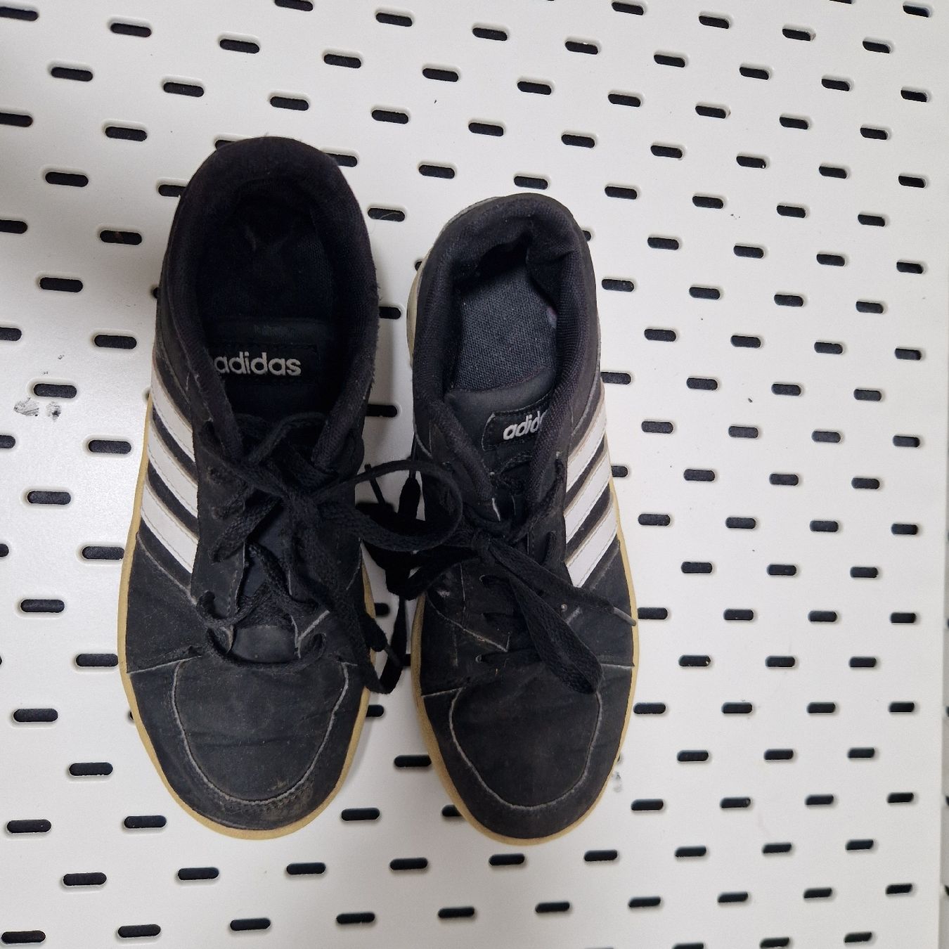 Lowa Scarpe per ragazzi: Robuste Lowa Wanderschuhe, Grösse 35 – Usato da Gwatt (Thun) venduto da Letzte-Chance-III 6
