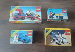 4 Lego vintage sets