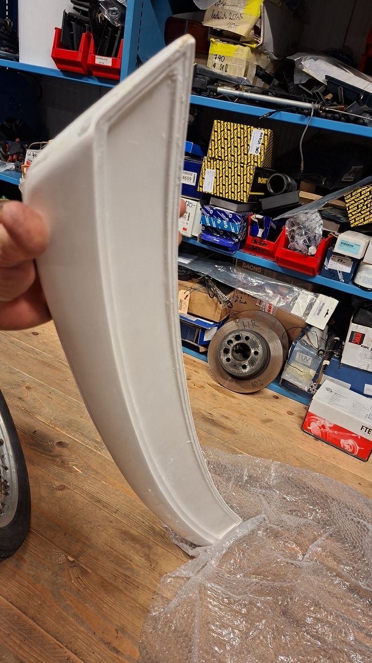 Volvo Toutes les pièces auto: Volvo S60 Heckspoiler – Neuf avec emballage d'origine à Ermensee par volvo-Turbo 1