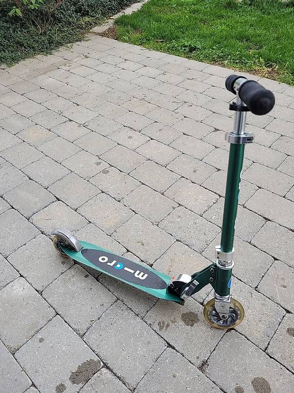 Kickboard: MICRO Scooter mit LED-Rädern – Gebraucht aus Sulgen von APhil01 3