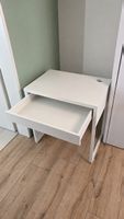 Schreibtisch mit Schublade