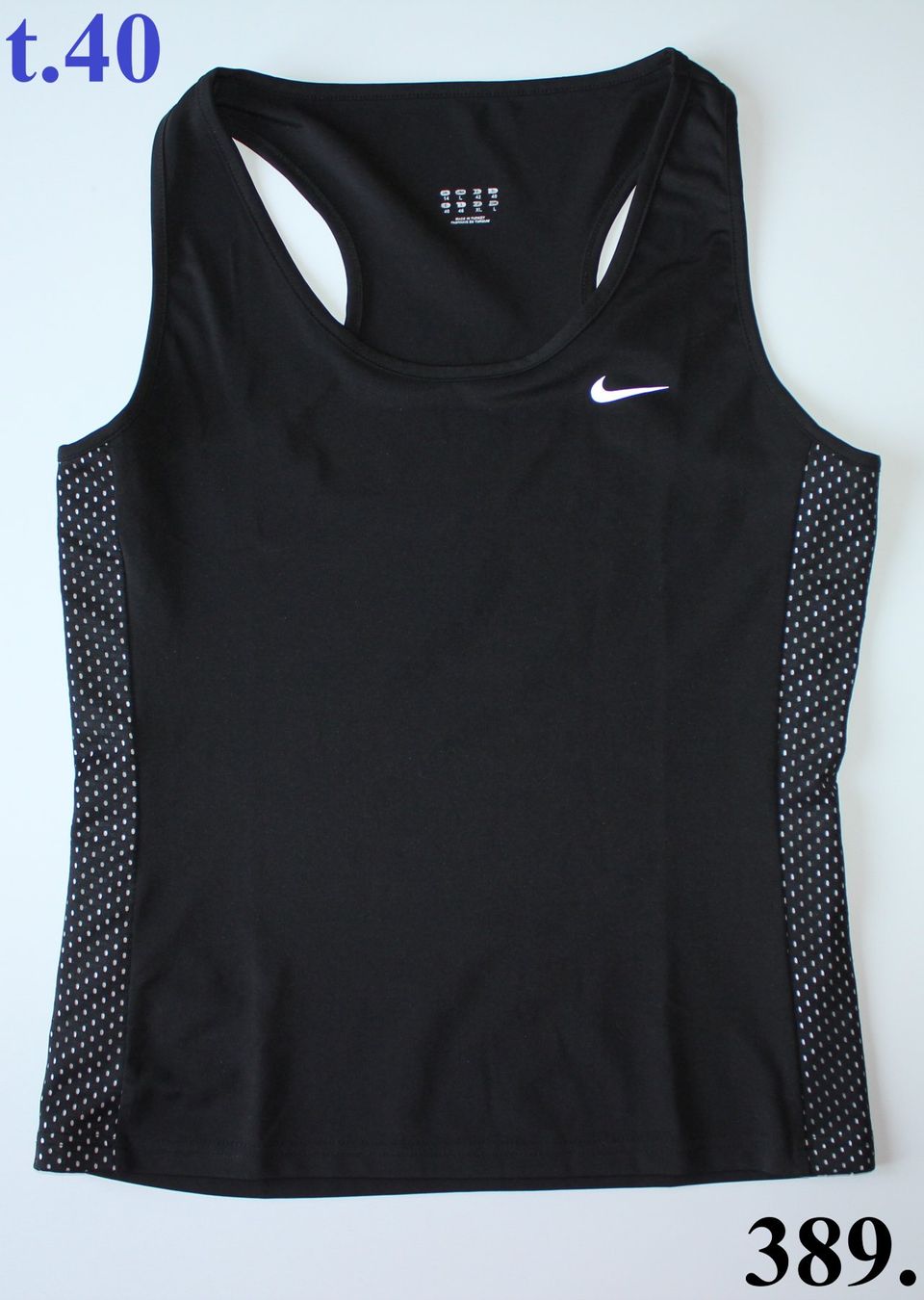 Nike Tops: Débardeur Nike noir t. 40 – Gebraucht aus Peseux von Gilloss