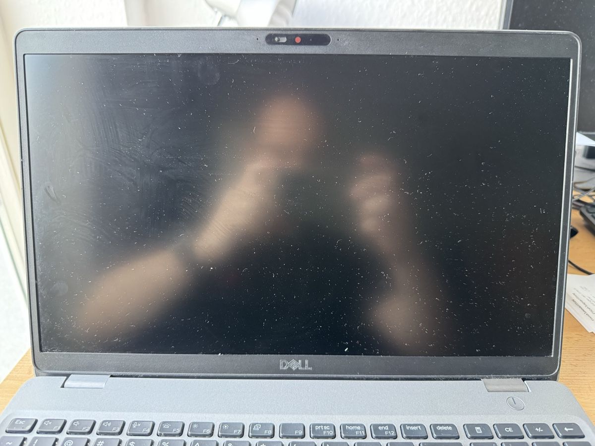 Dell Notebook: Dell Latitude 5511 [DEFEKT] – Difettoso da Egg b. Zürich venduto da drs_tmn9 7