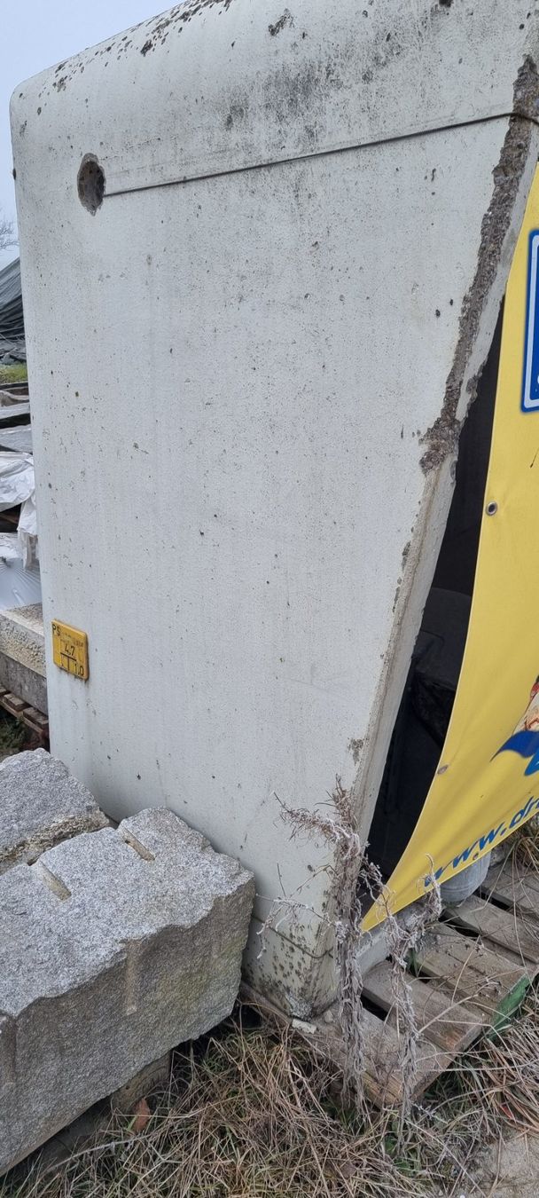Contenitori edile: Beton-Container Unterstand (Occasion) – Usato da Gossau SG venduto da juergDaenzer 2