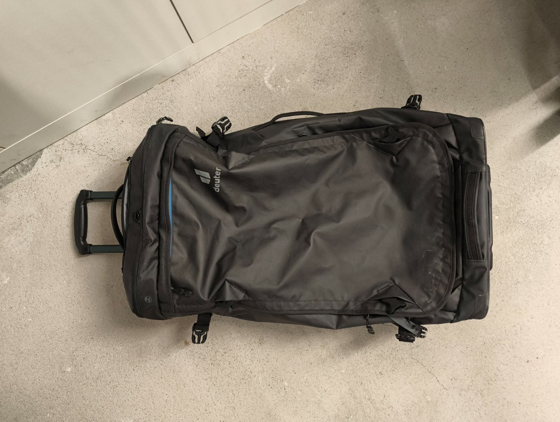 Deuter Reisekoffer: Deuter Aviant Duffel Pro Movo 90 – Neu (gemäss Beschreibung) aus Wettingen von pauline-frank 2
