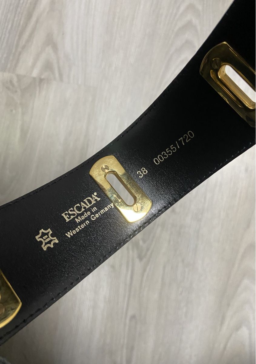 Escada Cinture: Ceinture Escada vintage – Usato da Montreux venduto da Perledor 5