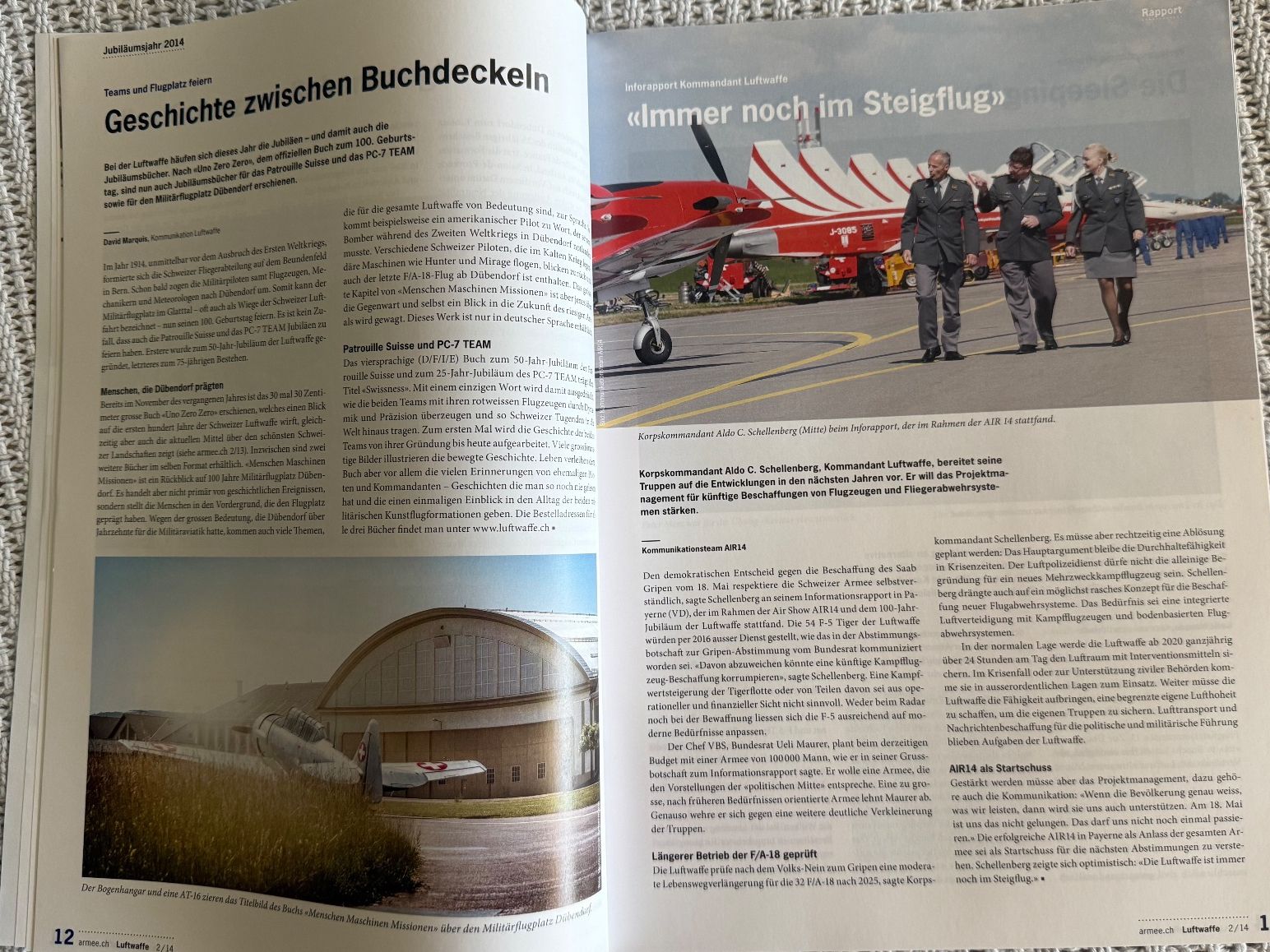 Revues & Magazines: 3 Publikationen Schweizer Luftwaffe von 2014 – D'occasion à Brütten par Hst1 4