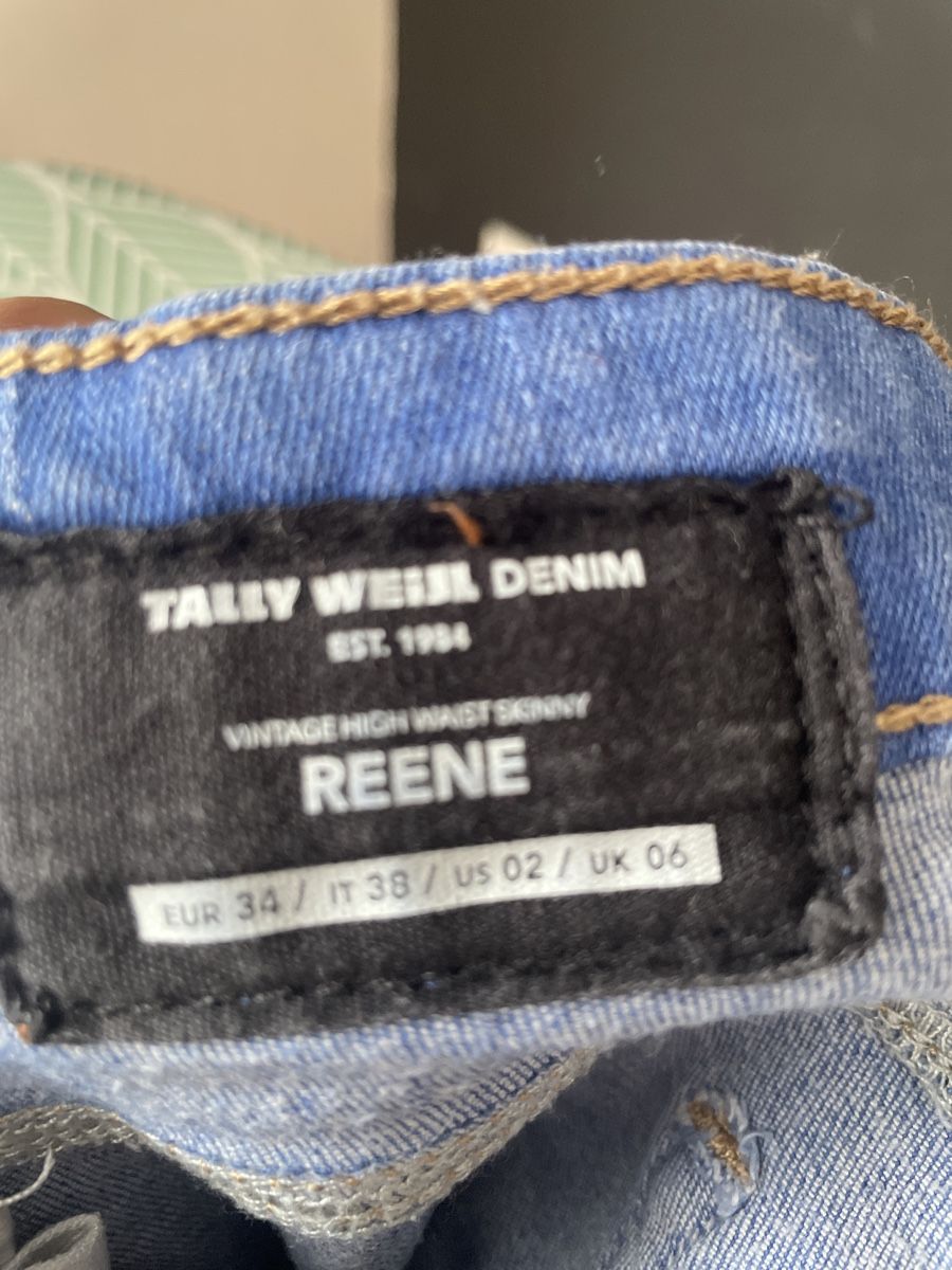 Tally Weijl Jeans: Tally WEiJL jeans – D'occasion à Losone par Chanty1970 2