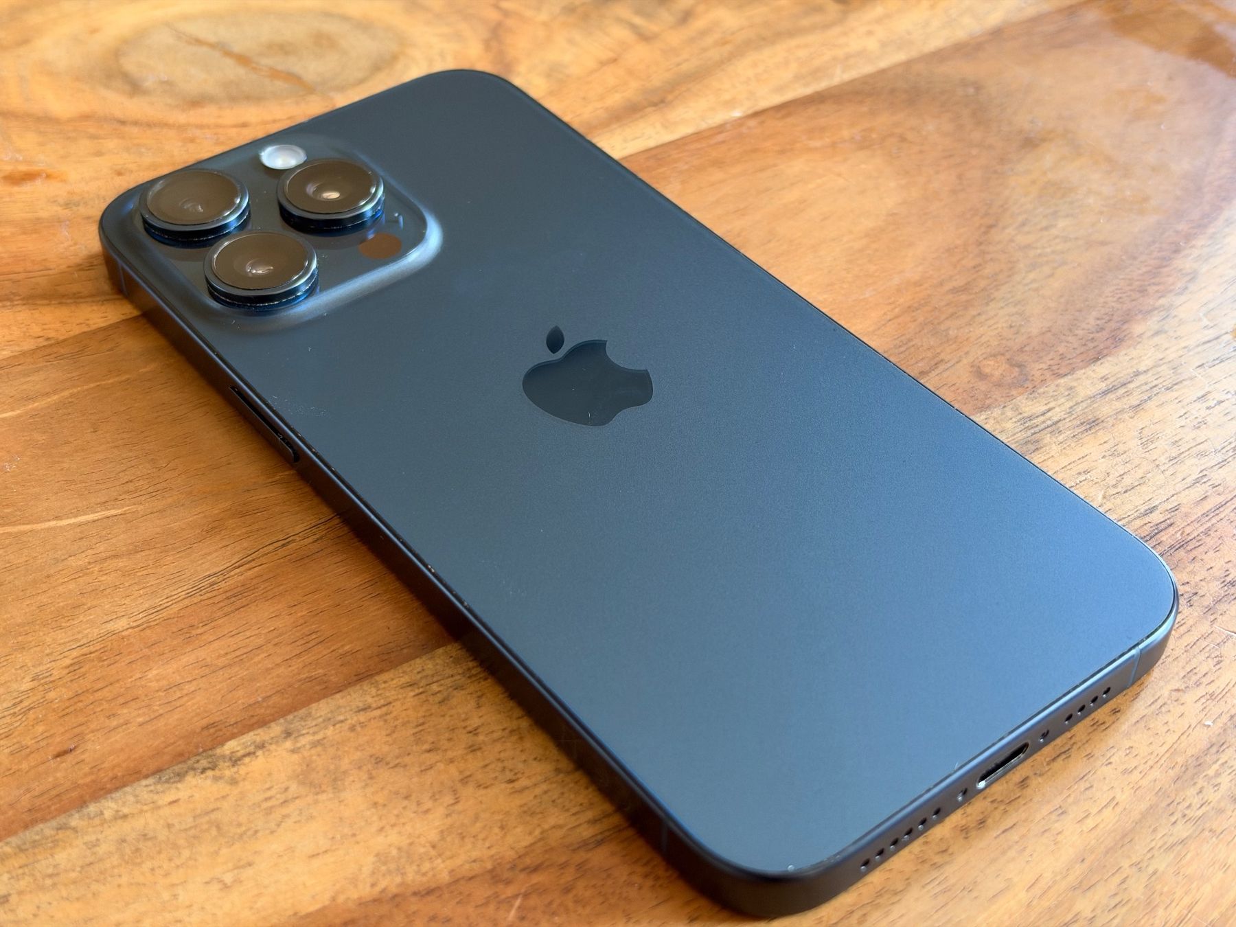 Apple Handys / Smartphones: Apple iPhone 15 Pro Max Blue Titanium 256GB – Gebraucht aus Bussigny von tigrou1983 2