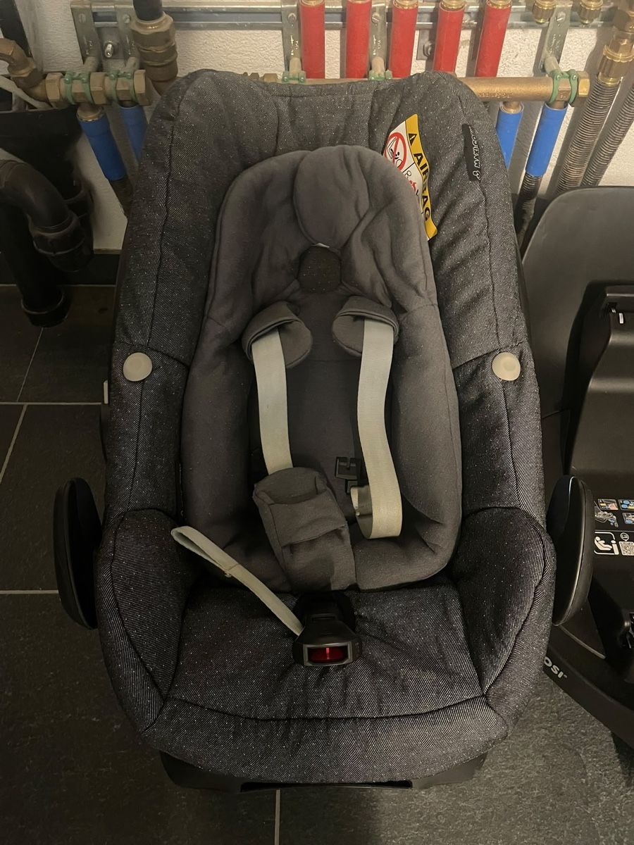 Maxi-Cosi Sièges auto: Maxi Cosi inkl. Isofix – D'occasion à Im Fang par jas_dbg6 1