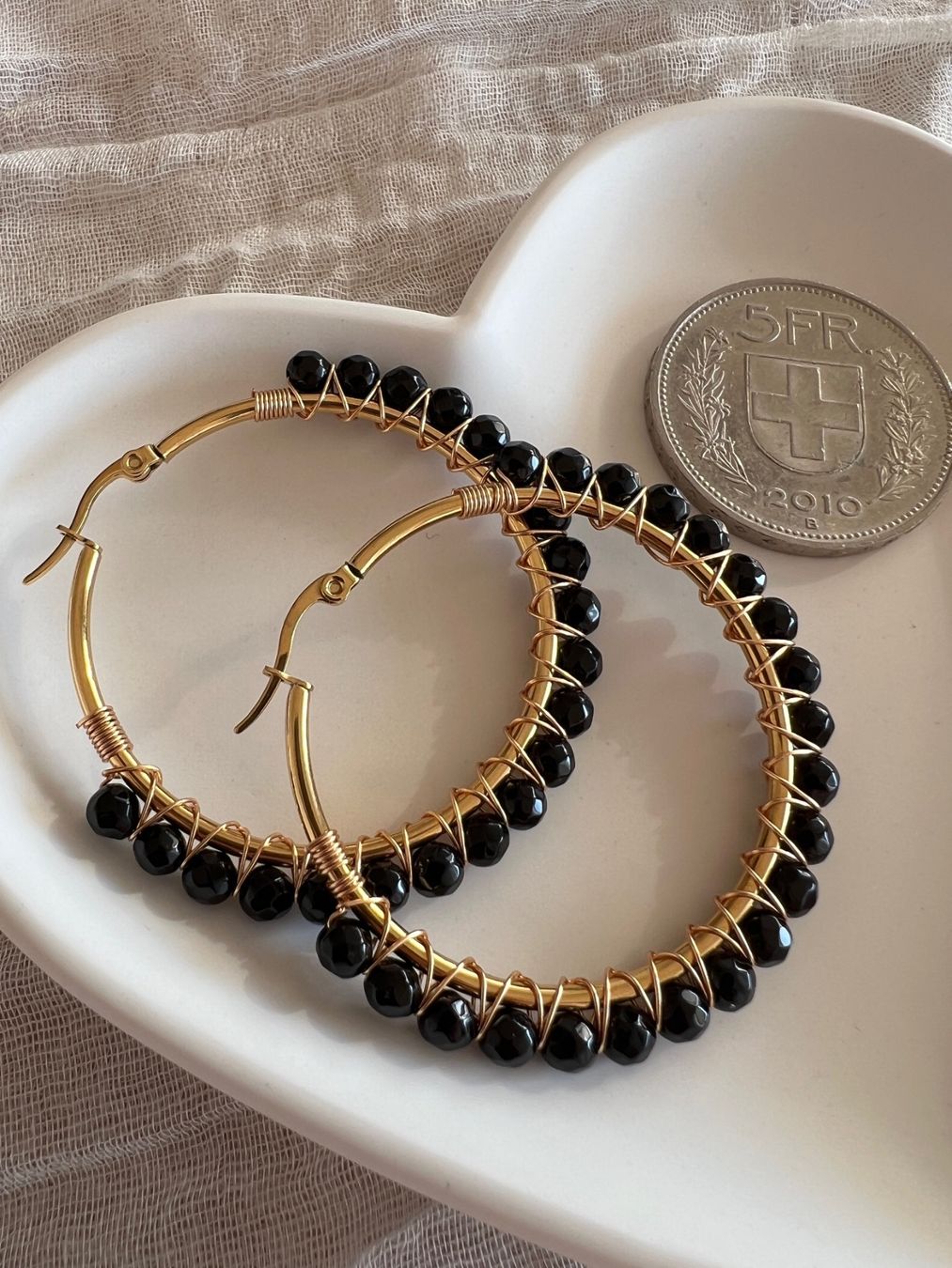 Orecchini pendenti & Orecchini a lobo: Créoles en obsidienne - Obsidian Creolen – Nuovo e nell'imballaggio originale da Pully venduto da sunaddict 1