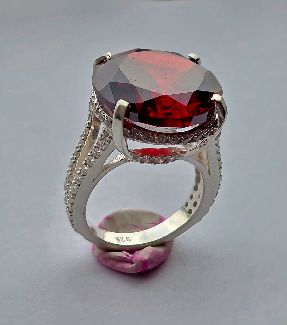 Anelli: Solitaire Ring mit rotem Topas – Nuovo (secondo la descrizione) da Zürich venduto da Benedikt21 9