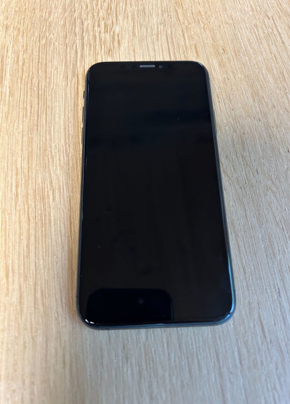 Apple Telefoni cellulari / Smartphones: Apple iPhone XS 4G+ Space Gray 256GB – Usato da Visp venduto da I.G.-1909-