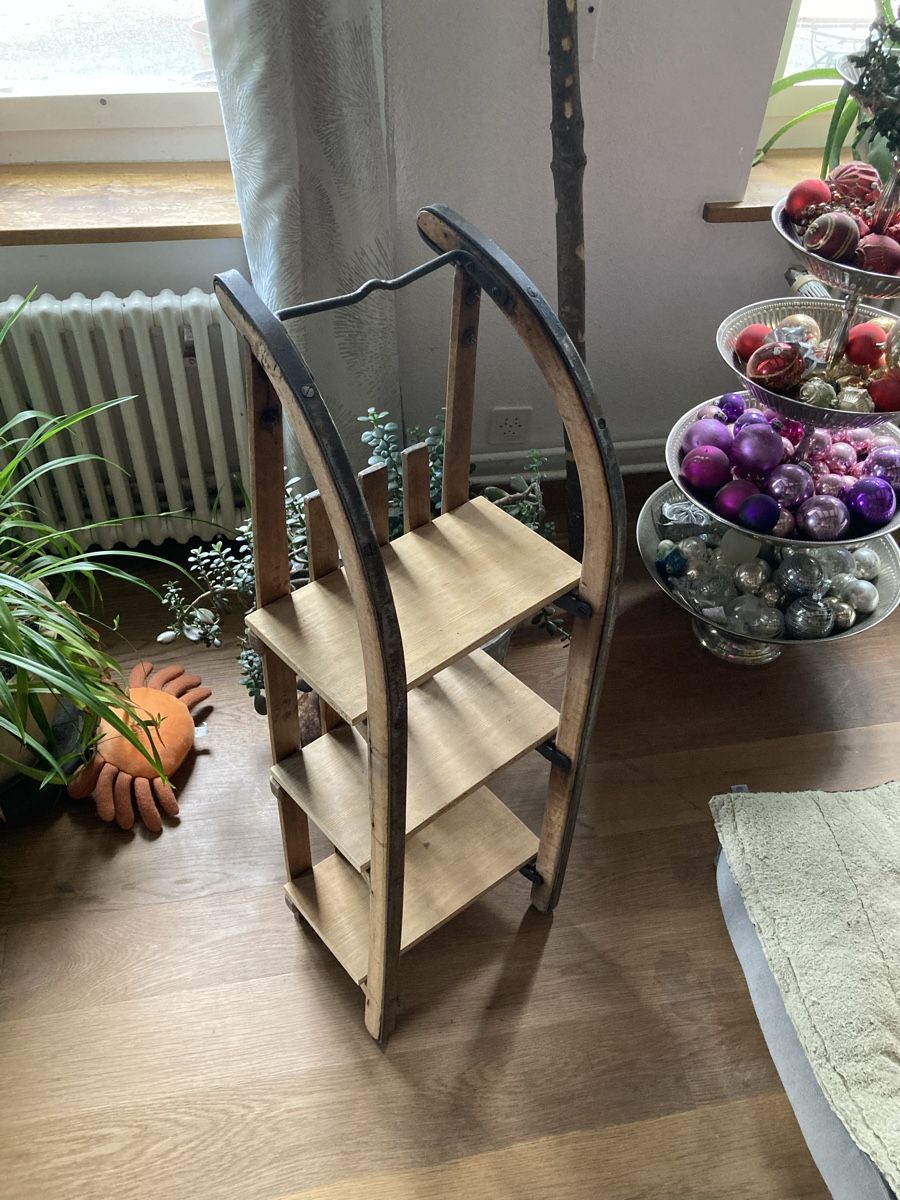 Scaffali: Schlitten Regal – Usato da Hagenbuch ZH venduto da bromaer