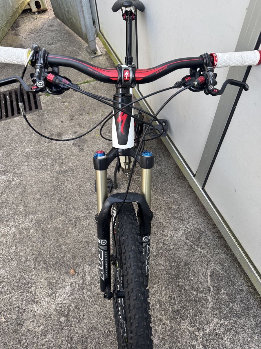 Specialized Biciclette: Vtt specialized stumpjumper – Difettoso da Chavannes de Bogis venduto da  4