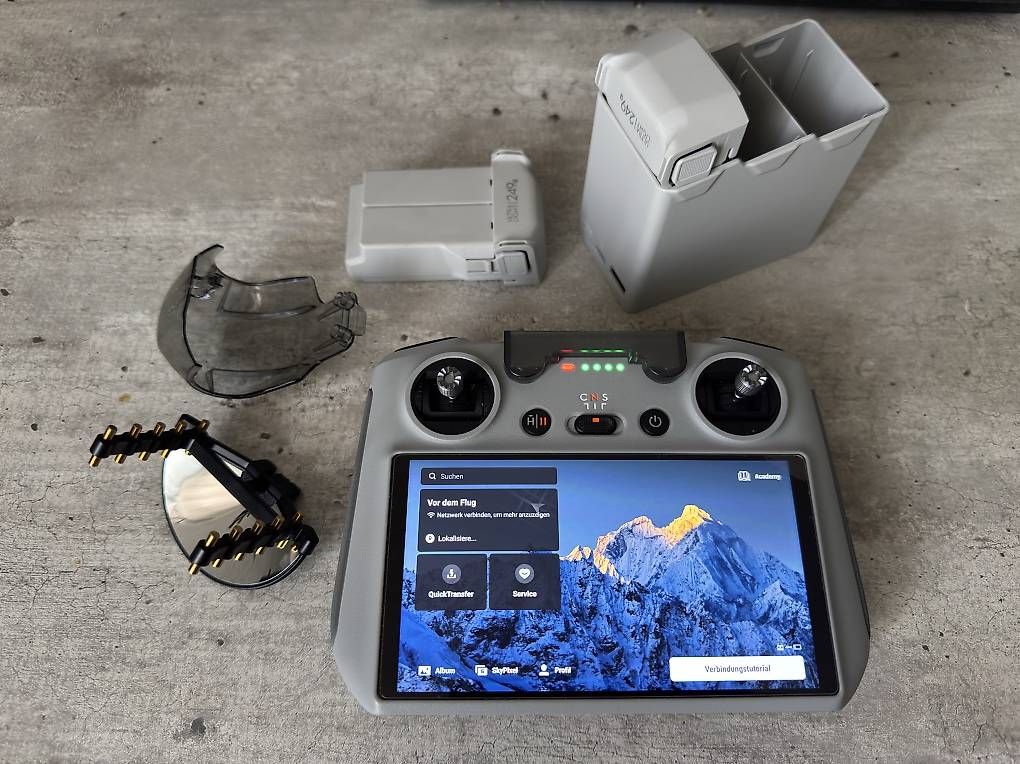 Modellismo RC: DJI Mini 3 Fly More Combo + RC Controller + Zubehör – Usato da Basel venduto da xvl_sq6l 2