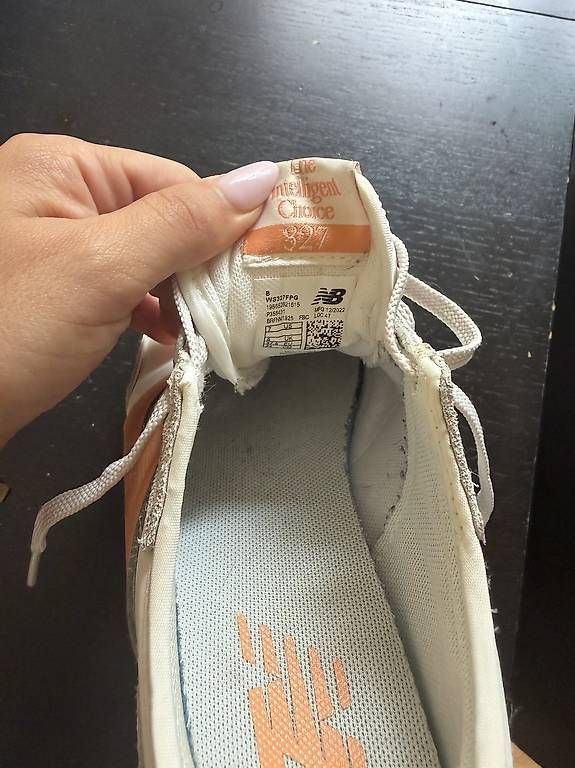 New Balance Damenschuhe: New balance 327 – Neu (gemäss Beschreibung) aus Bern von men_cl8x 4