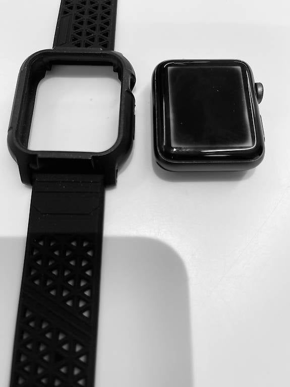 Smartwatch: Apple Watch Series 2 with Original Armband – D'occasion à Melide par cla_g5fs