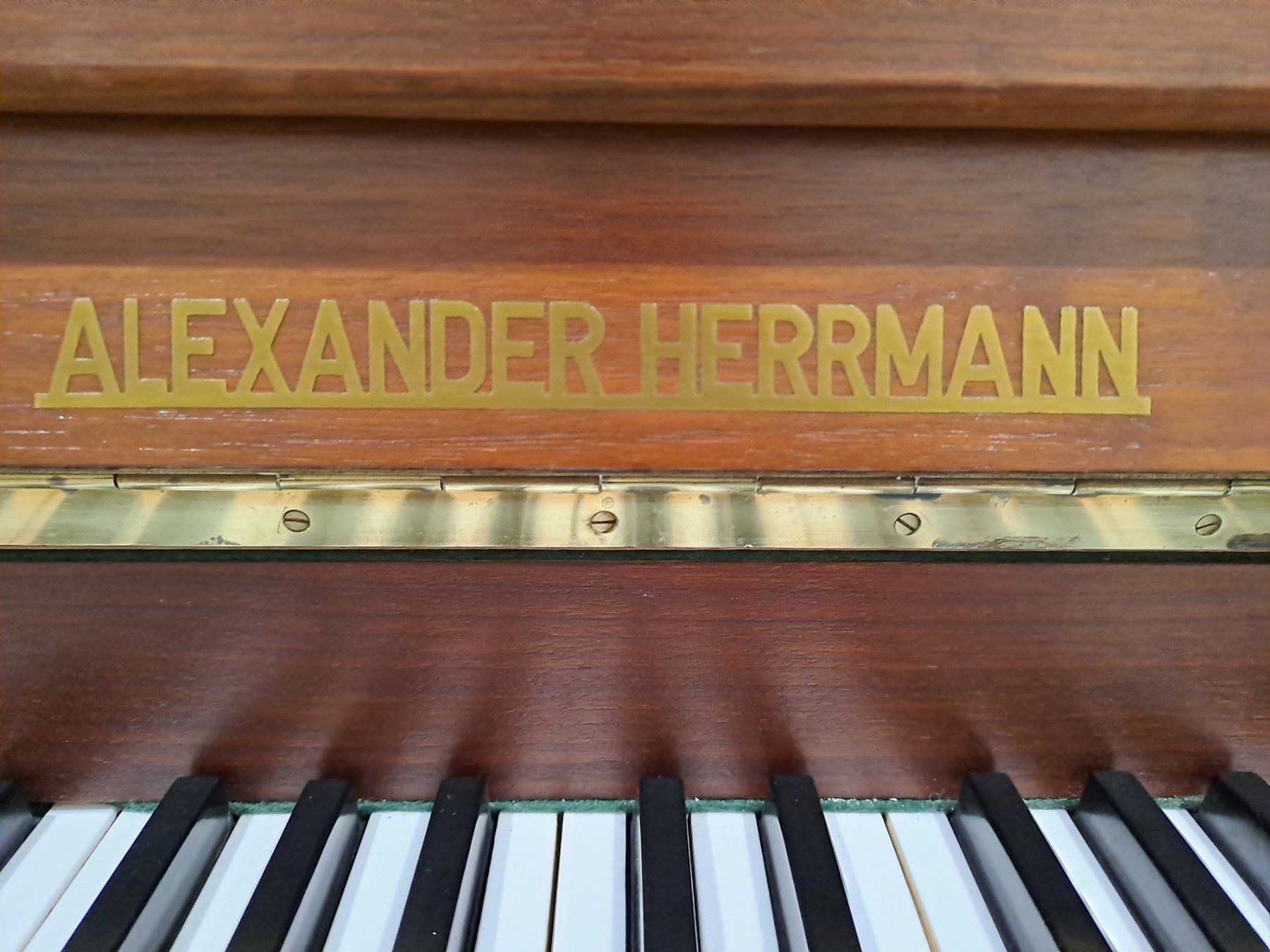 Musikinstrumente: Piano ALEXANDER HERMANN – Gebraucht aus Coeuve von ann_cgf2 2
