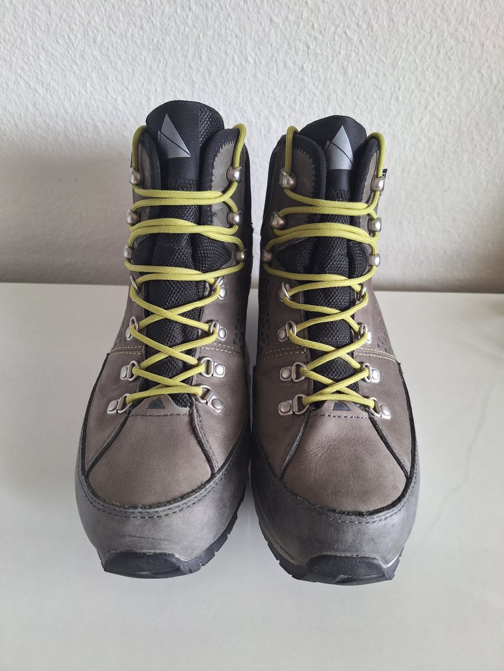 Dachstein Herrenschuhe: Dachstein Wanderschuhe, Grau, Top Zustand, Grösse 40 – Gebraucht aus Worb von nfsolutions